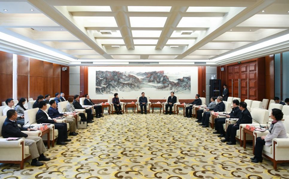 1524791670891504.jpg 在黔西縣召開調研座談會_副本.jpg