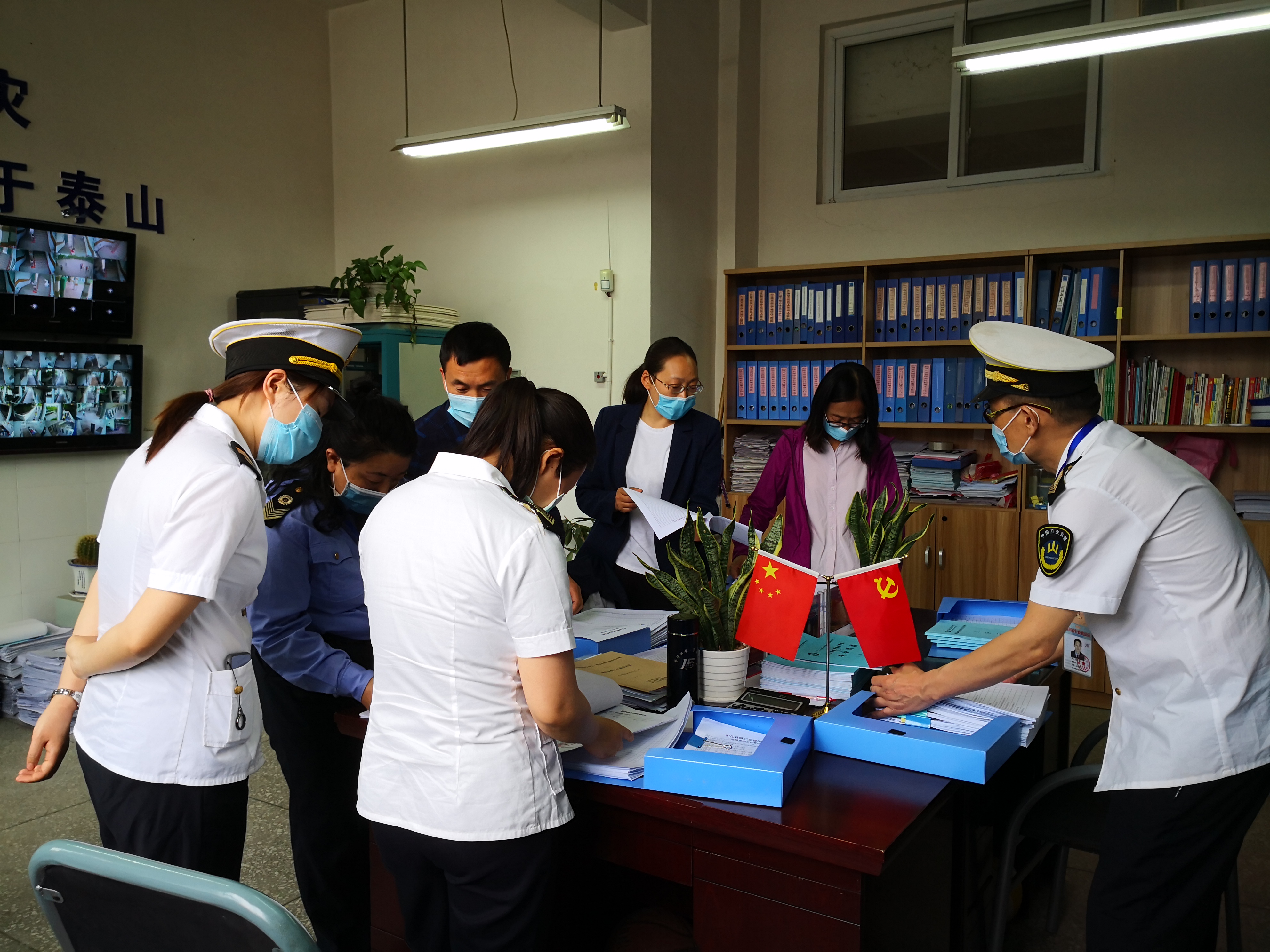 1589532493111171.jpg 省教育廳督查組到繼光實驗學校督查疫情防控工作.jpg
